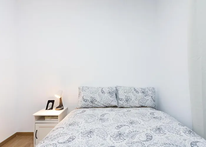 Διαμέρισμα Home2book Design Black & White Cruz *