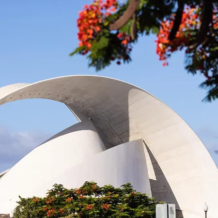 Home2book Design Black & White Cruz Apartment Santa Cruz de Tenerife