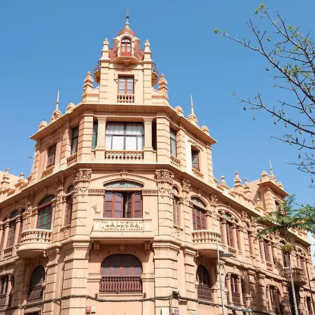 Home2book Design Black & White Cruz