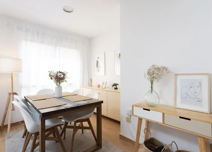 Apartment Home2book Design Black & White Cruz *