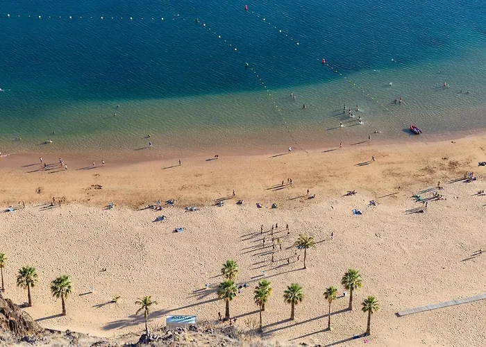 Home2book Design Black & White Cruz * Santa Cruz de Tenerife