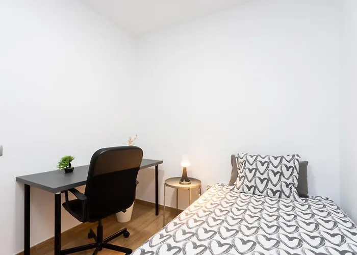 Home2book Design Black & White Cruz Апартаменты Санта-Крус-де-Тенерифе